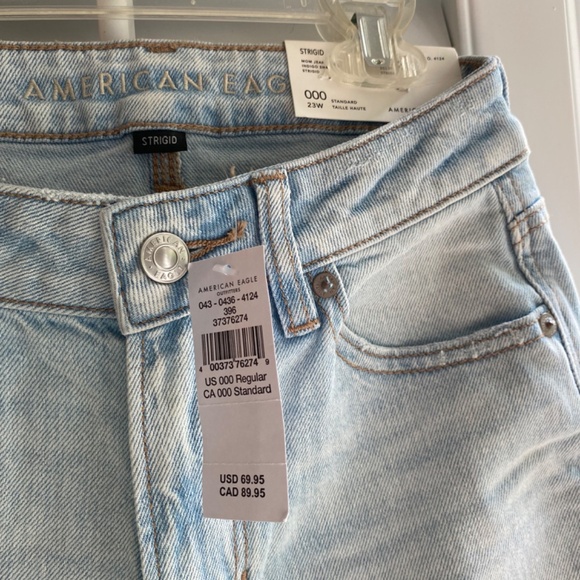NEW WITH TAGS American Eagle Mom Jean (New with tags) - Picture 2 of 4